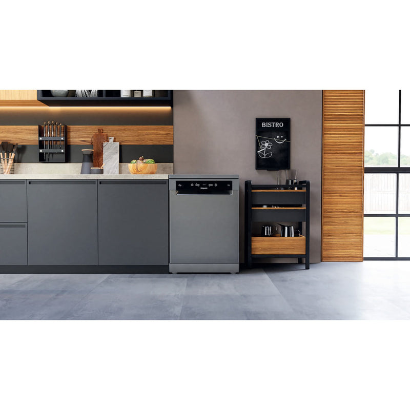 Hotpoint HFC 3C26 WC X UK Full Size Dishwasher