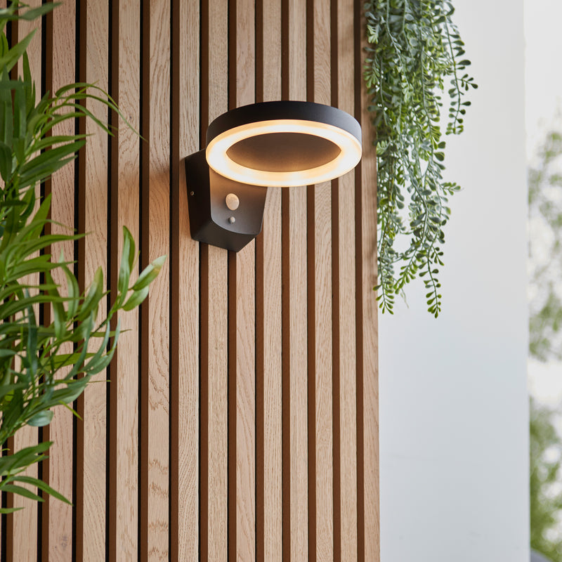Ebro Outdoor Wall Light