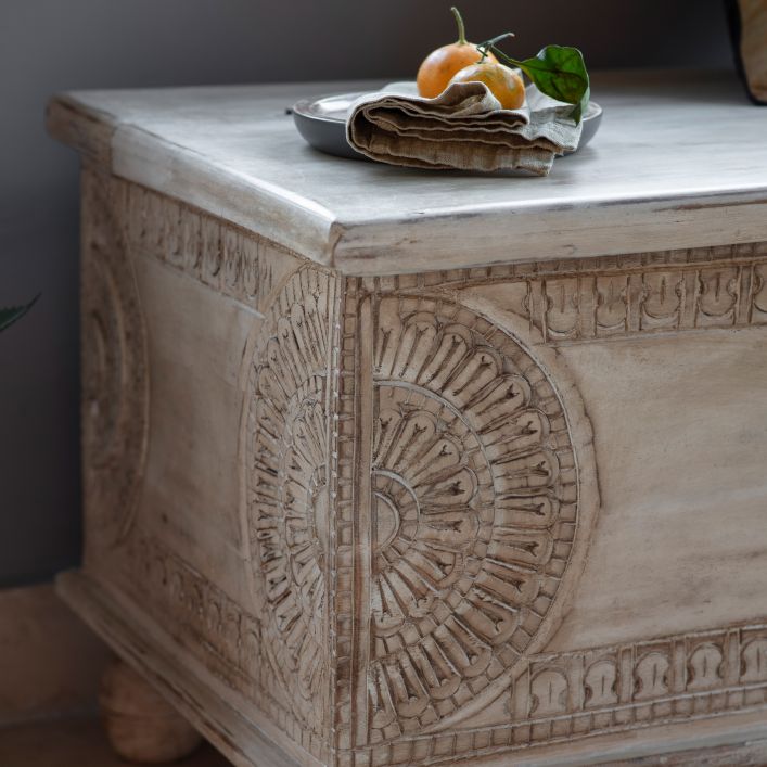 Satara Mango Wood Blanket Box - Natural