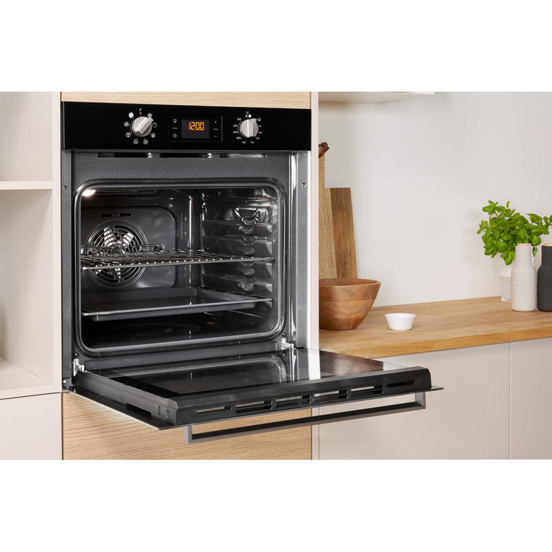 Indesit IFW 6340 BL UK Built In Single Oven
