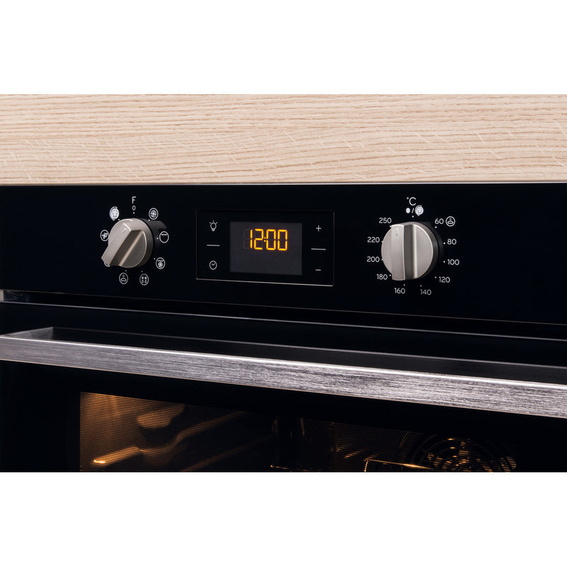 Indesit IFW 6340 BL UK Built In Single Oven