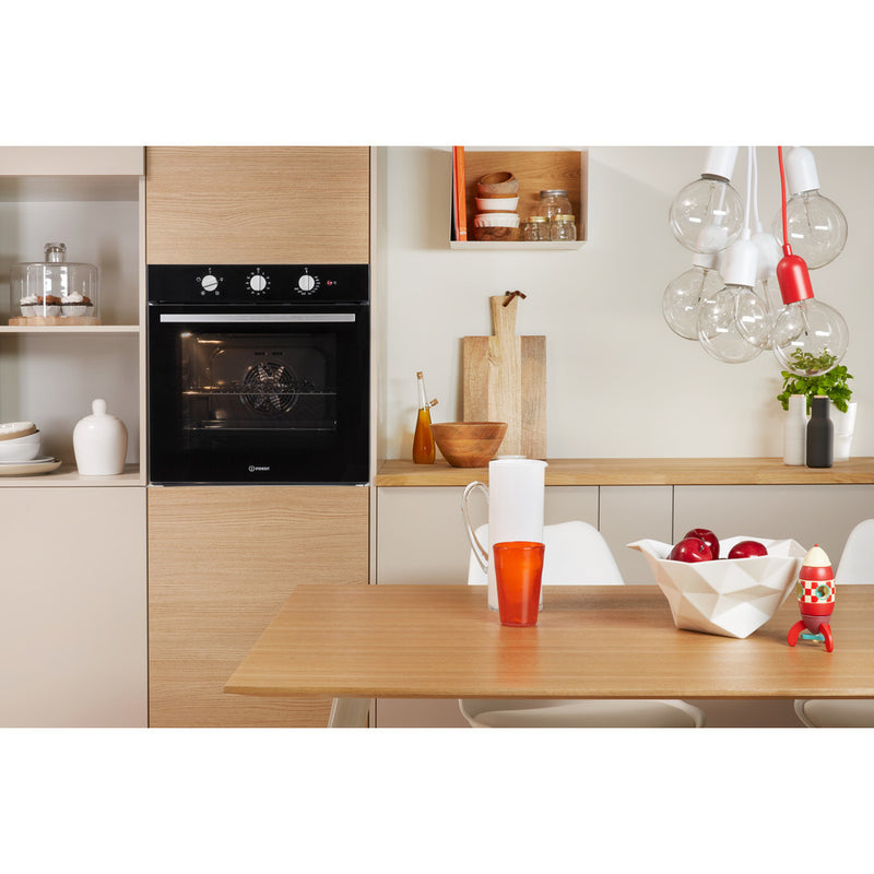 Indesit IFW 6330 BL UK Built In Single Oven