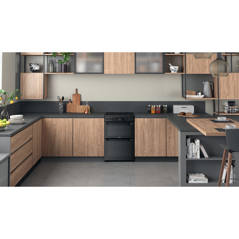Hotpoint HDM67V92HCB/UK 60cm Electric Ceramic Double Oven Freestanding Cooker