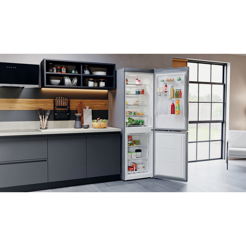 Hotpoint H5X 82O SX Fridge Freezer