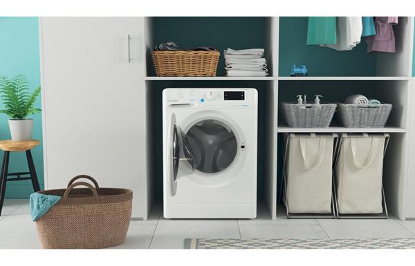Indesit BDE 86436X W UK N 8kg/6kg 1400 Spin Washer Dryer