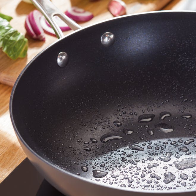 Stellar S691 Hard Anodised 28cm Wok