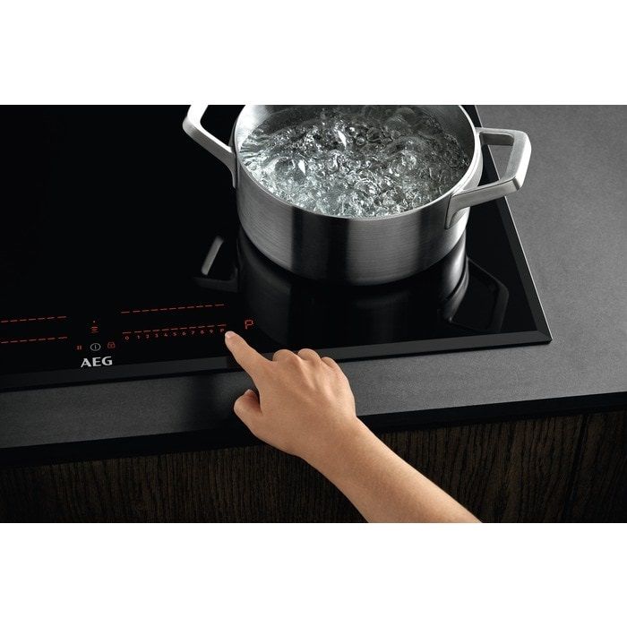 AEG IKS8575XFB 78cm Induction Hob